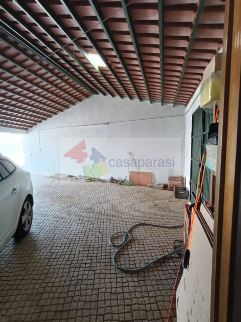 Moradia T4 para Venda em Cano