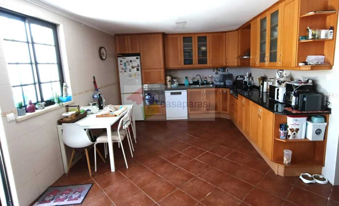 Moradia T4 para Venda em Cano Foto 4