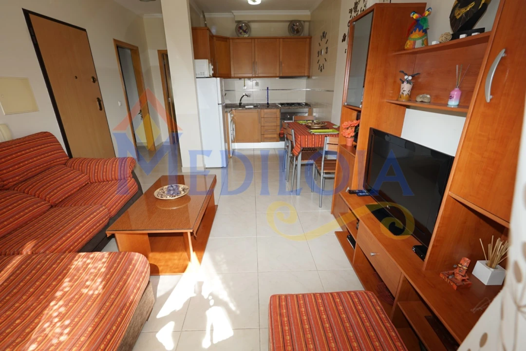 Apartamento para Venda em Vila Real de Santo Antonio Foto 1