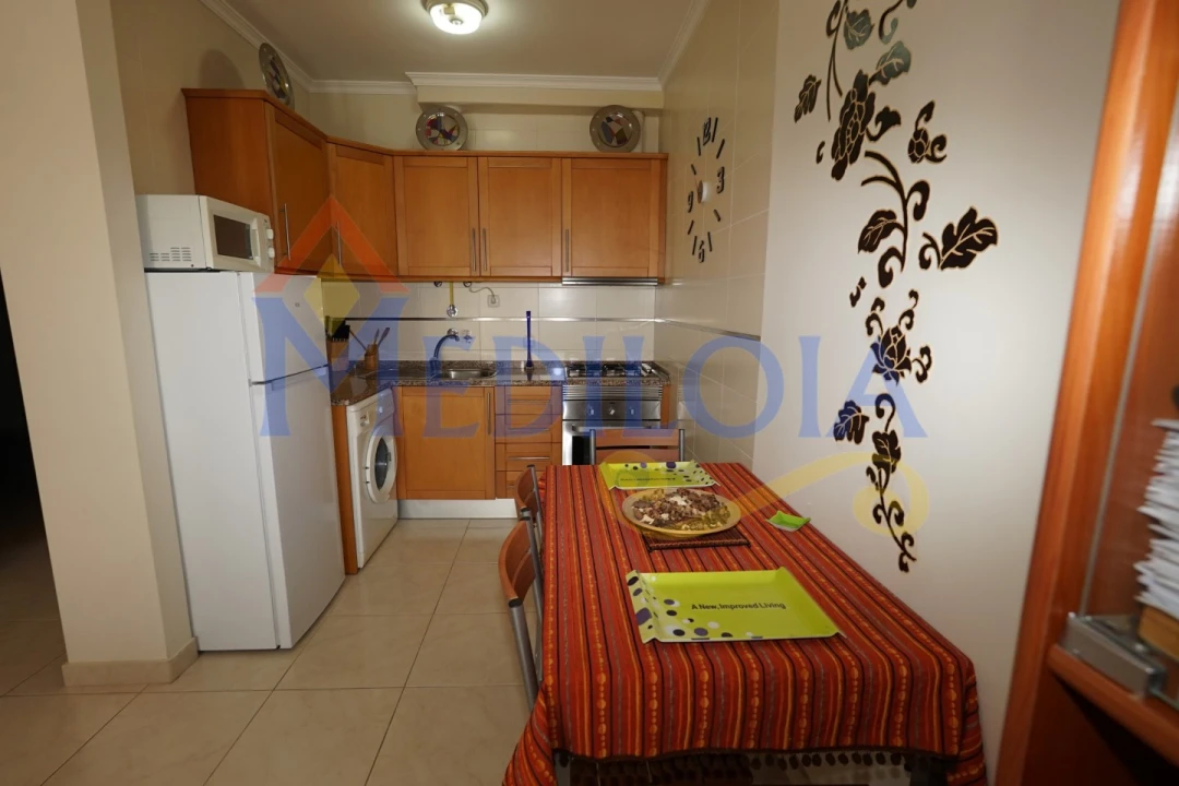 Apartamento para Venda em Vila Real de Santo Antonio Foto 5