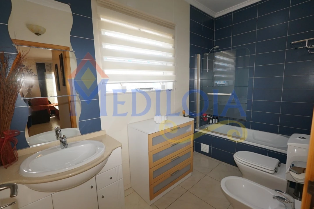 Apartamento para Venda em Vila Real de Santo Antonio Foto 9