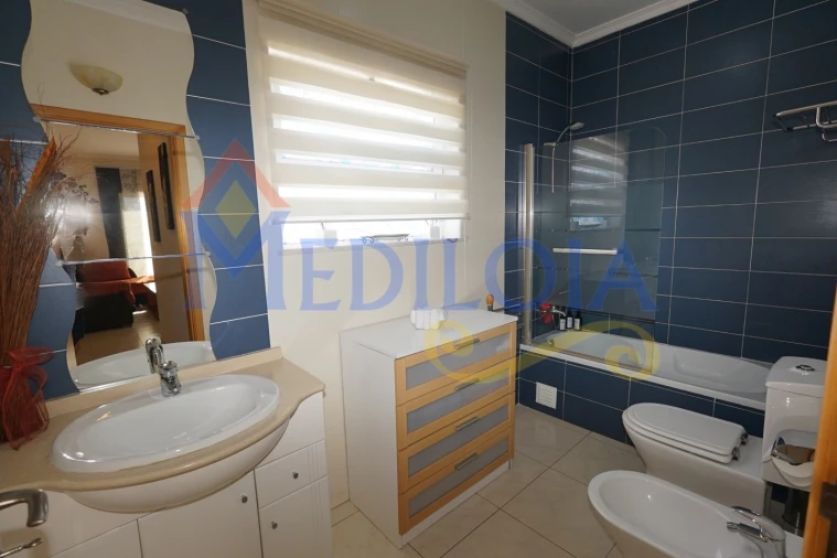 Apartamento para Venda em Vila Real de Santo Antonio Foto 9