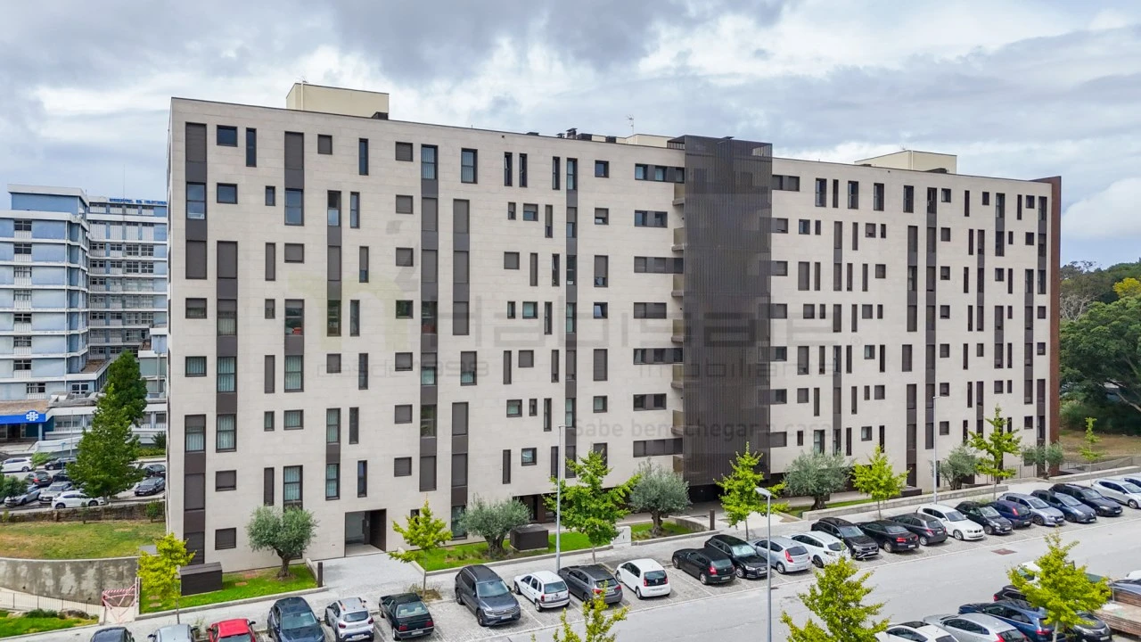 Apartamento T2 para Venda em Ramalde Foto 39