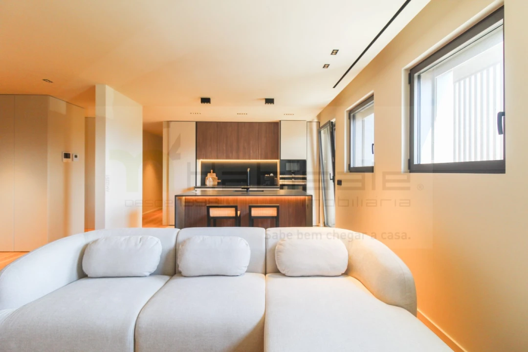 Apartamento T2 para Venda em Ramalde Foto 7