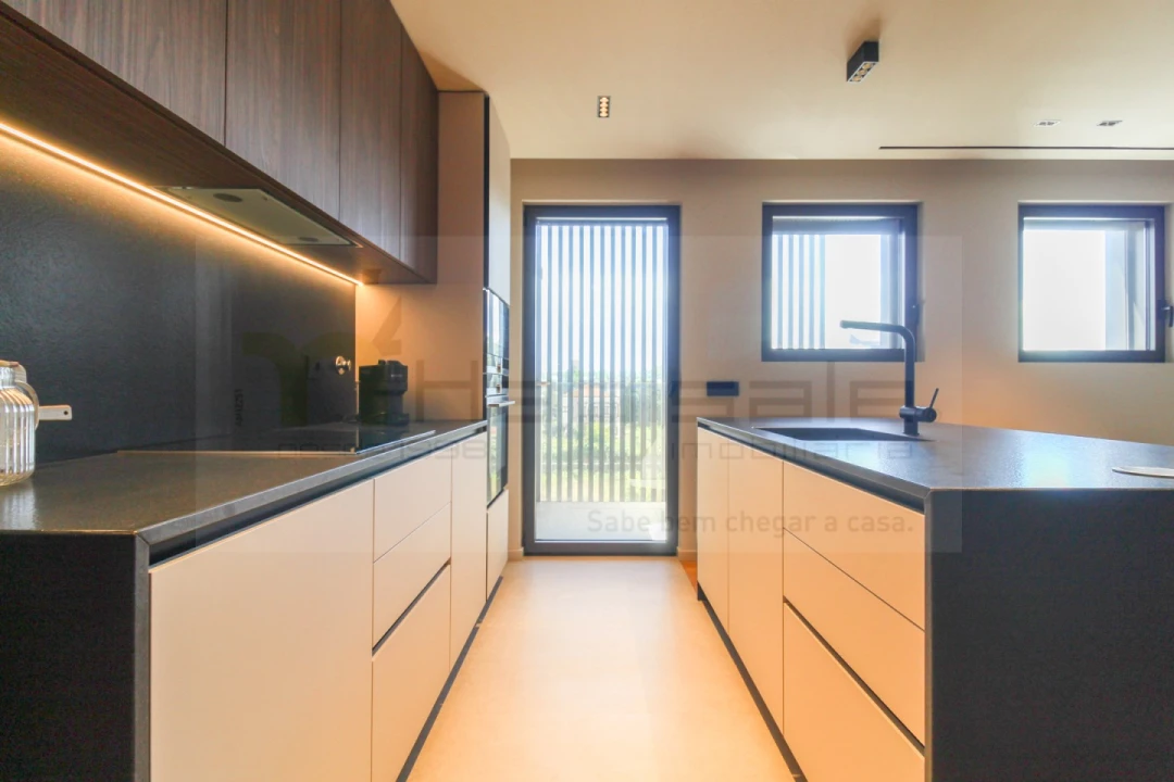 Apartamento T2 para Venda em Ramalde Foto 10
