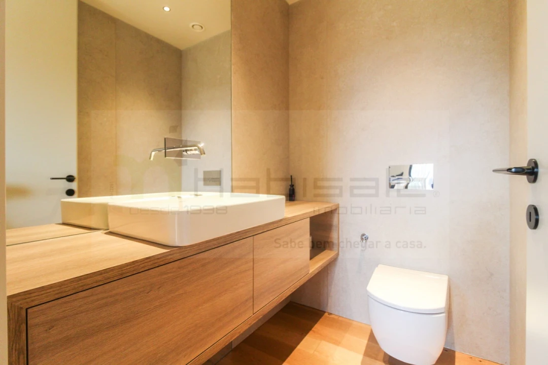 Apartamento T2 para Venda em Ramalde Foto 19
