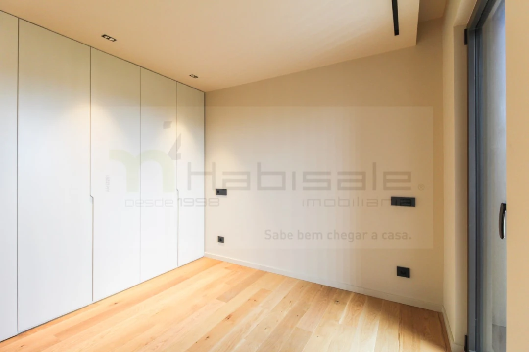 Apartamento T2 para Venda em Ramalde Foto 22