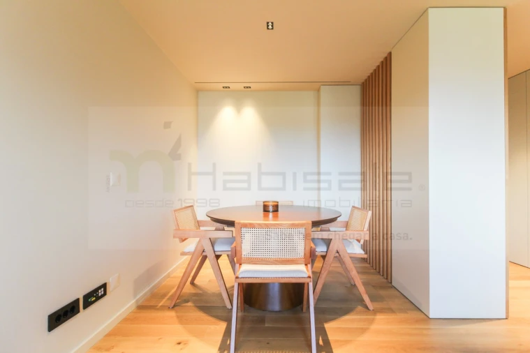 Apartamento T2 para Venda em Ramalde Foto 4
