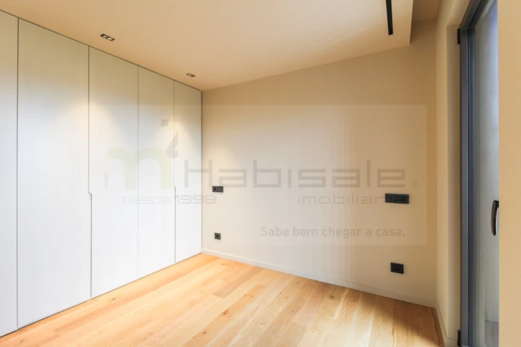 Apartamento T2 para Venda em Ramalde Foto 22
