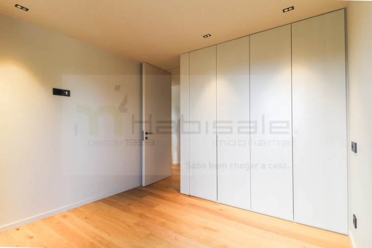 Apartamento T2 para Venda em Ramalde Foto 25