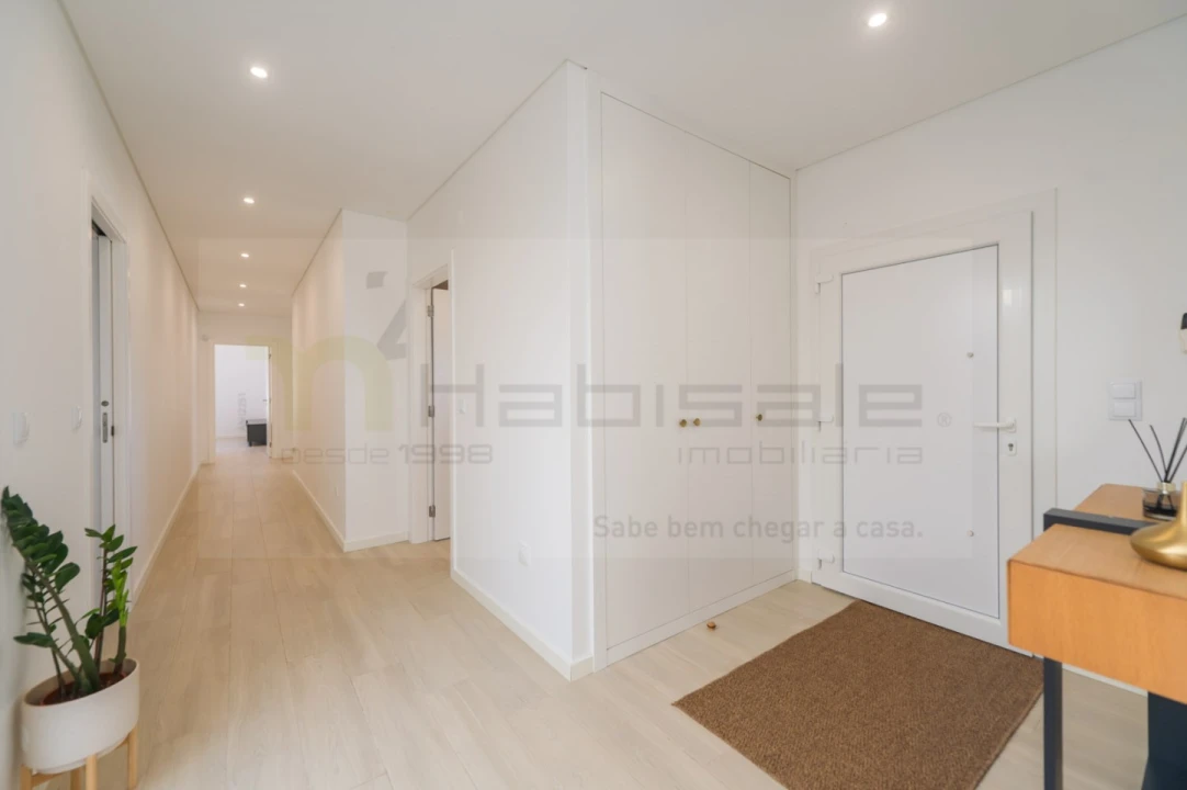 Moradia T4 para Venda em Fernao Ferro Foto 31
