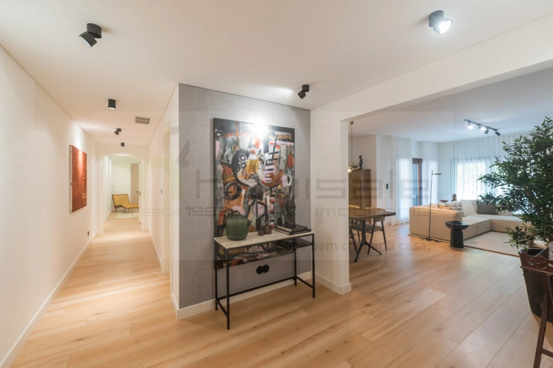 Apartamento T1 para Venda em Odivelas Foto 2