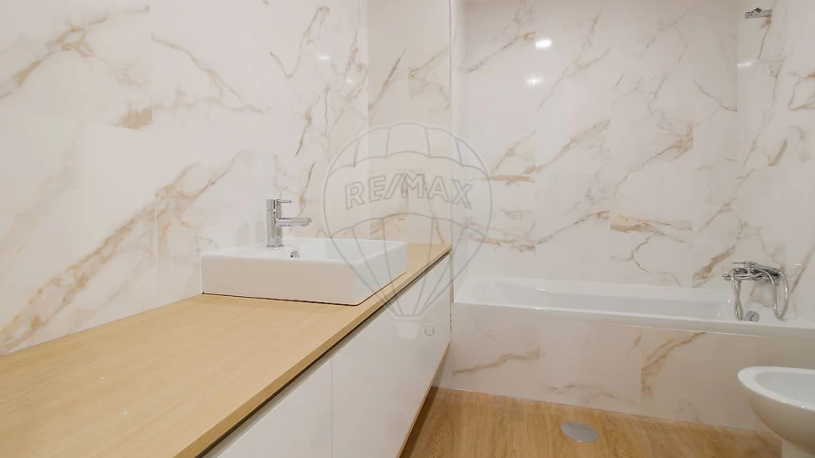 Apartamento T2 para Venda em Mafamude e Vilar do Paraíso