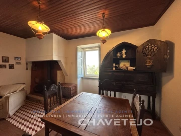 Quinta T4 para Venda em Serra e Junceira