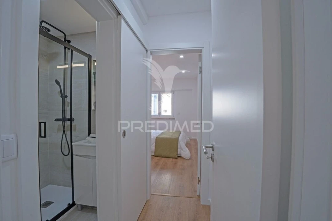 Apartamento T3 para Venda em Benfica Foto 4