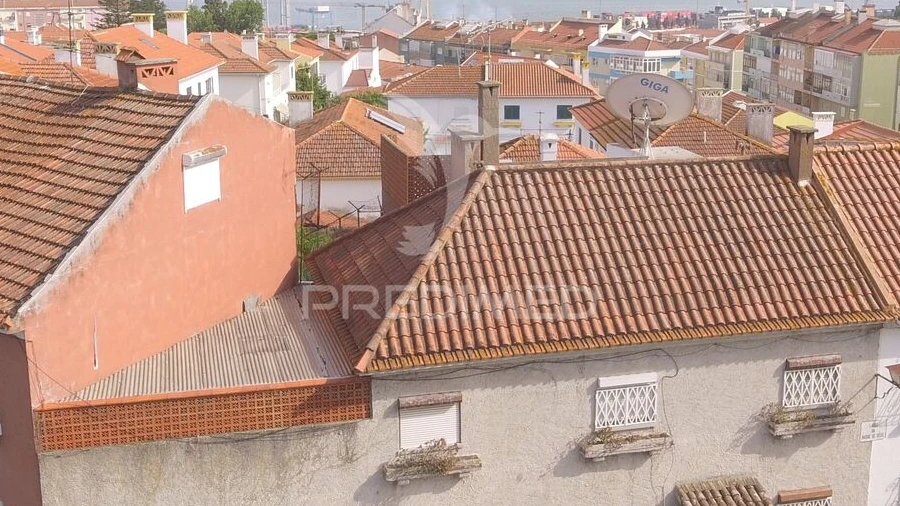 Moradia para Venda em Beato