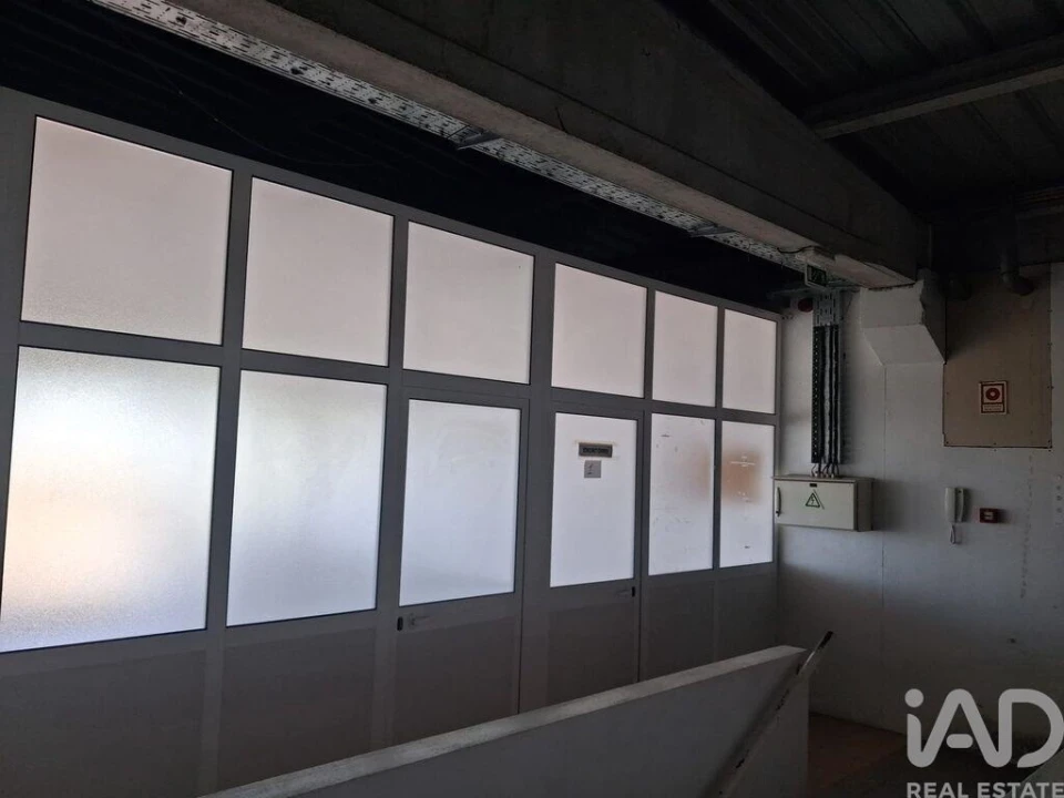 Armazém para Arrendamento em Touguinha e Touguinhó Foto 6