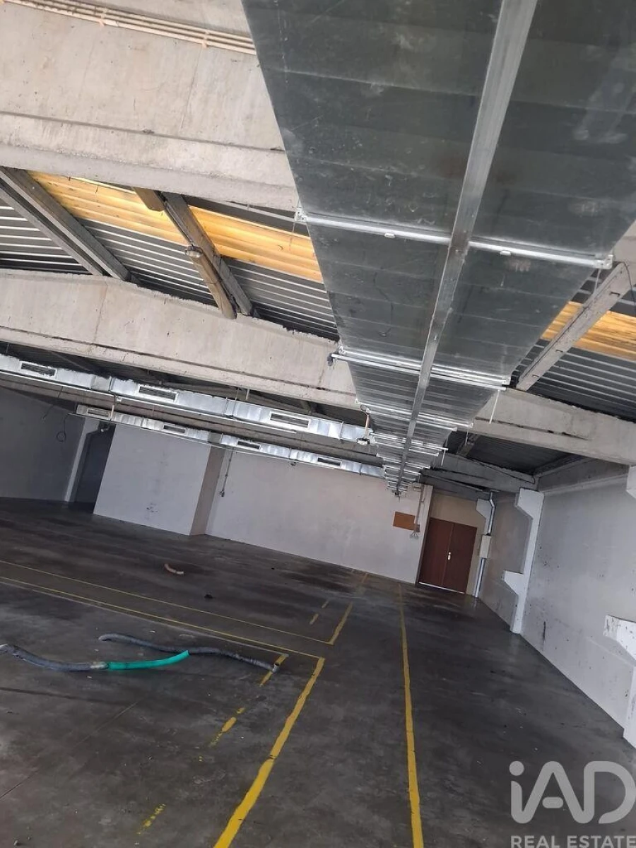 Armazém para Arrendamento em Touguinha e Touguinhó Foto 9