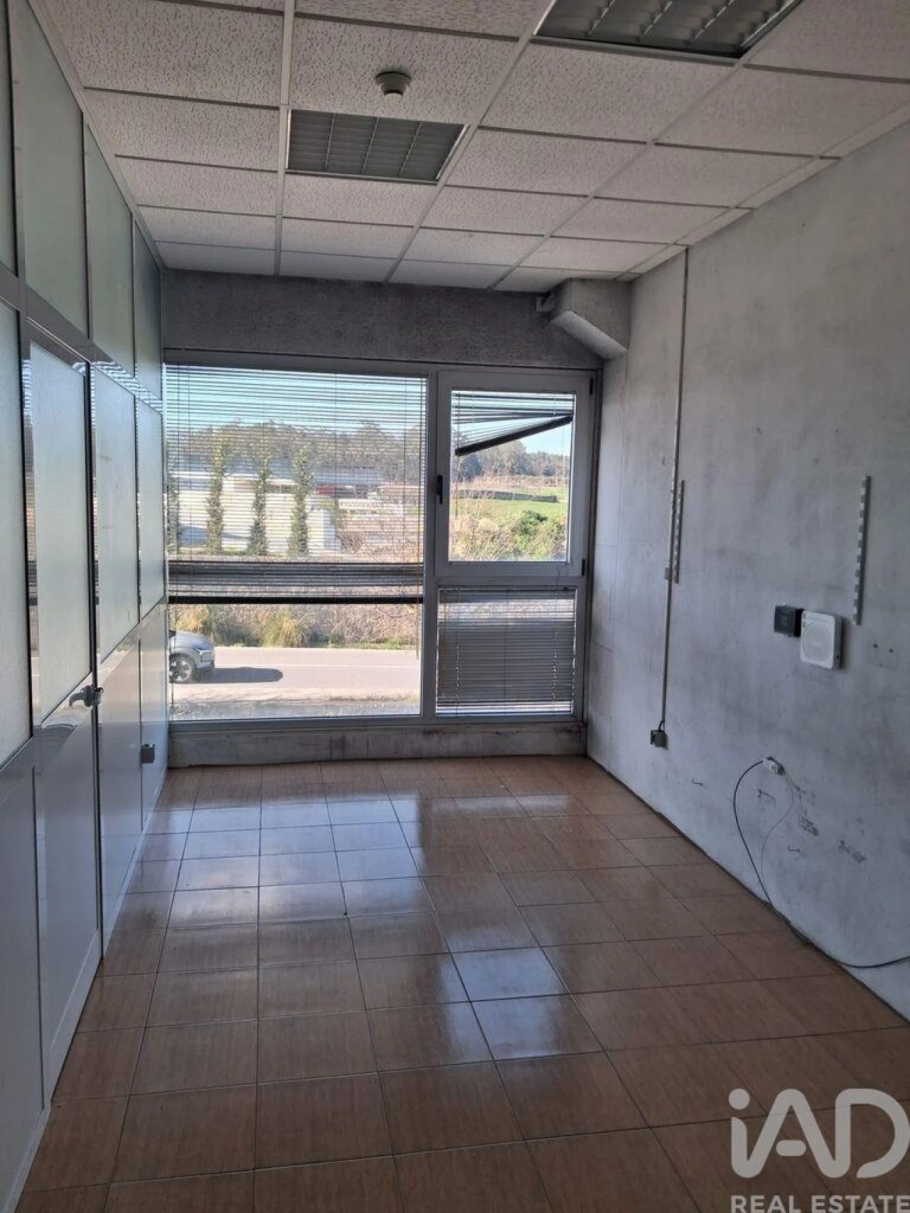 Armazém para Arrendamento em Touguinha e Touguinhó Foto 4