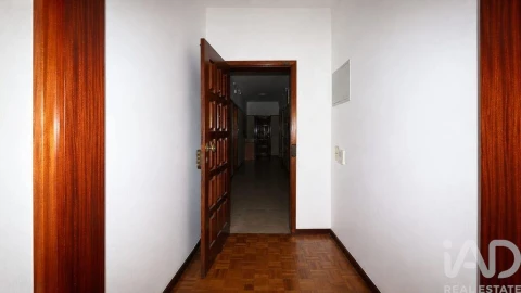 Apartamento T2 para Venda em Santo Antonio dos Olivais