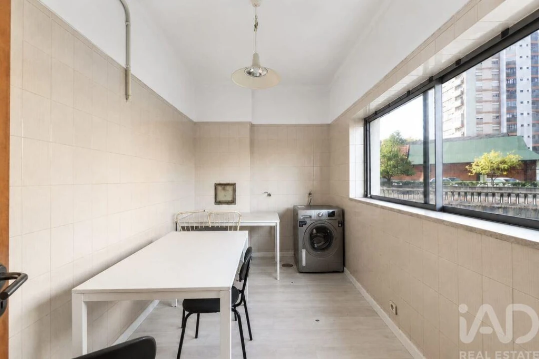 Apartamento T2 para Venda em Santo Antonio dos Olivais Foto 8