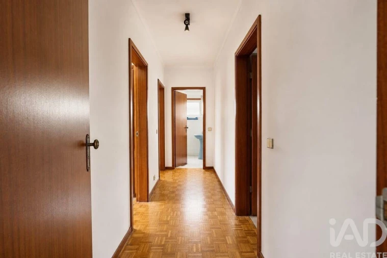 Apartamento T2 para Venda em Santo Antonio dos Olivais Foto 25