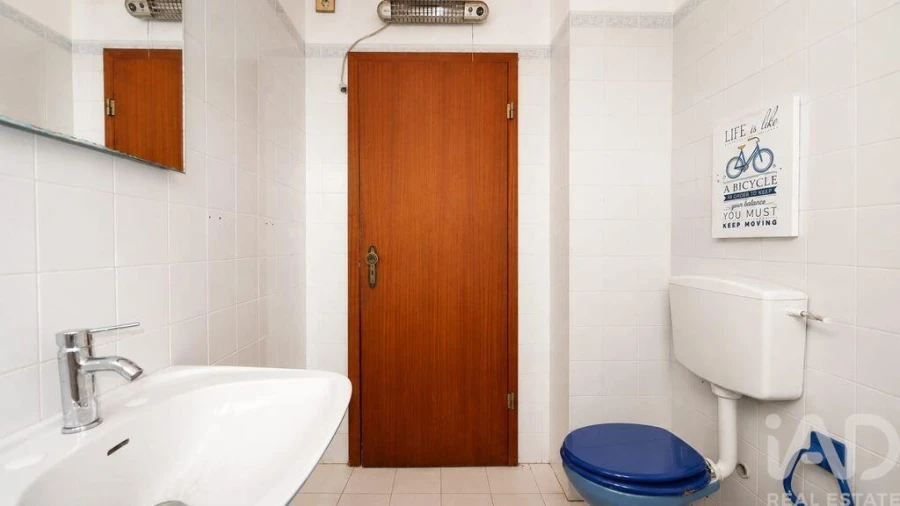 Apartamento T2 para Venda em Santo Antonio dos Olivais Foto 22
