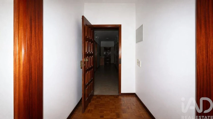 Apartamento T2 para Venda em Santo Antonio dos Olivais Foto 6