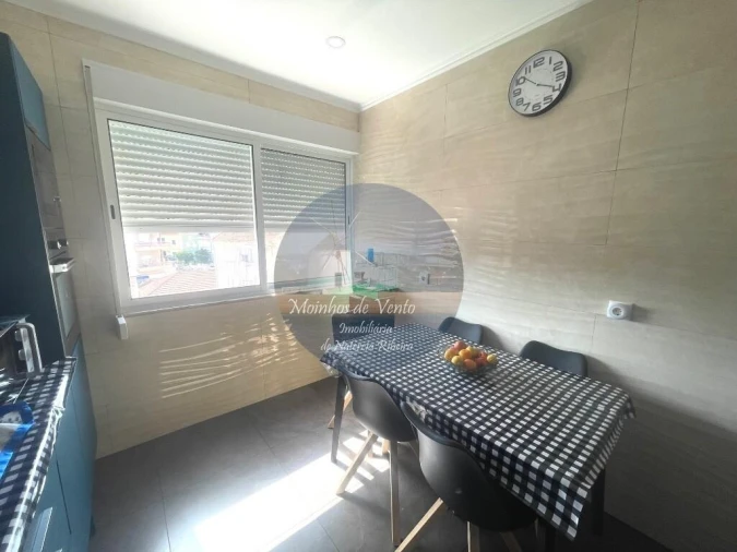 Apartamento T1 para Venda em Barreiro e Lavradio Foto 8