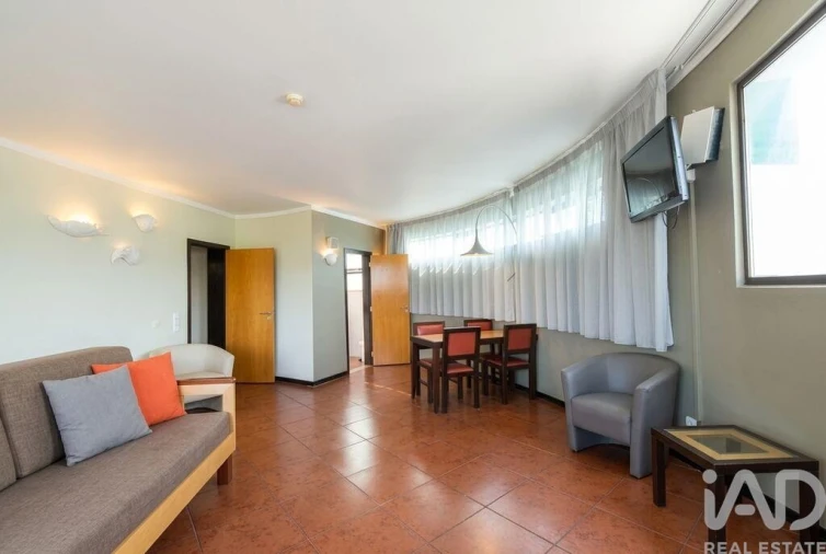 Apartamento T1 para Venda em Albufeira e Olhos de Água Foto 2