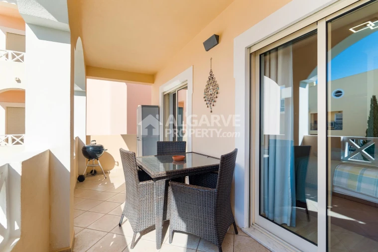Apartamento T2 para Venda em Quarteira Foto 25