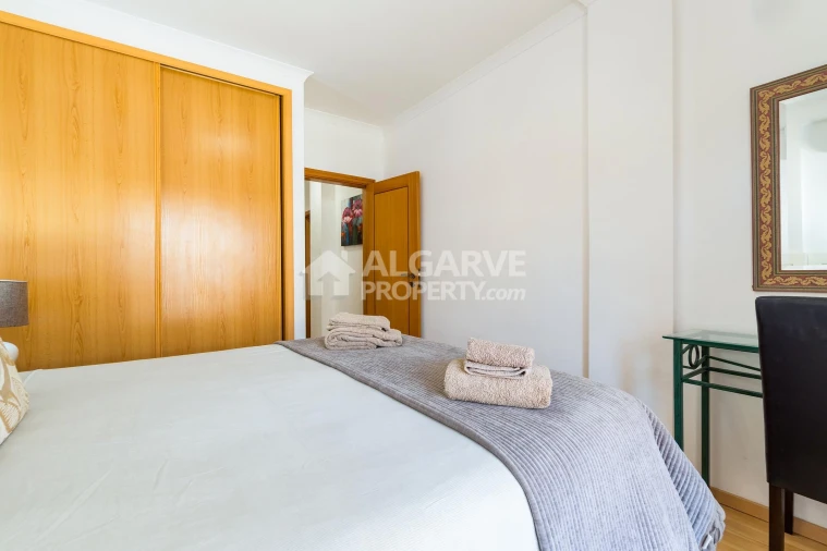 Apartamento T2 para Venda em Quarteira Foto 21