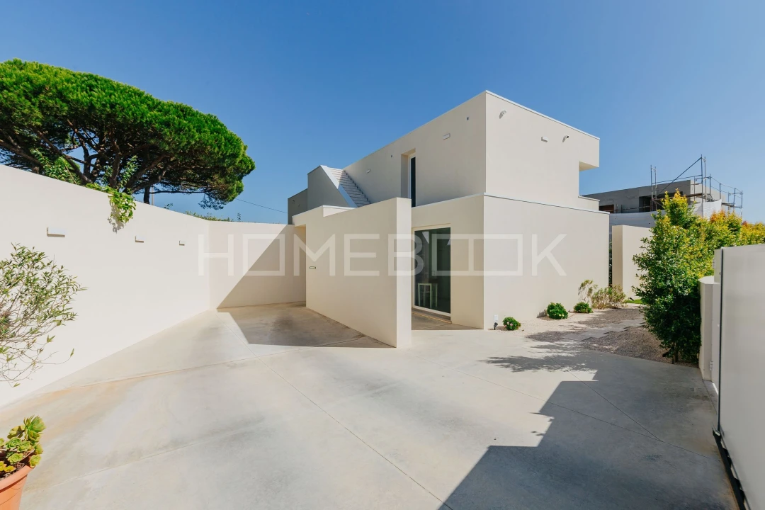 Moradia T7 para Venda em Agualva e Mira-Sintra Foto 45