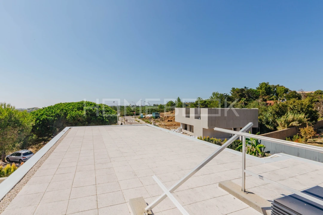 Moradia T7 para Venda em Agualva e Mira-Sintra Foto 40