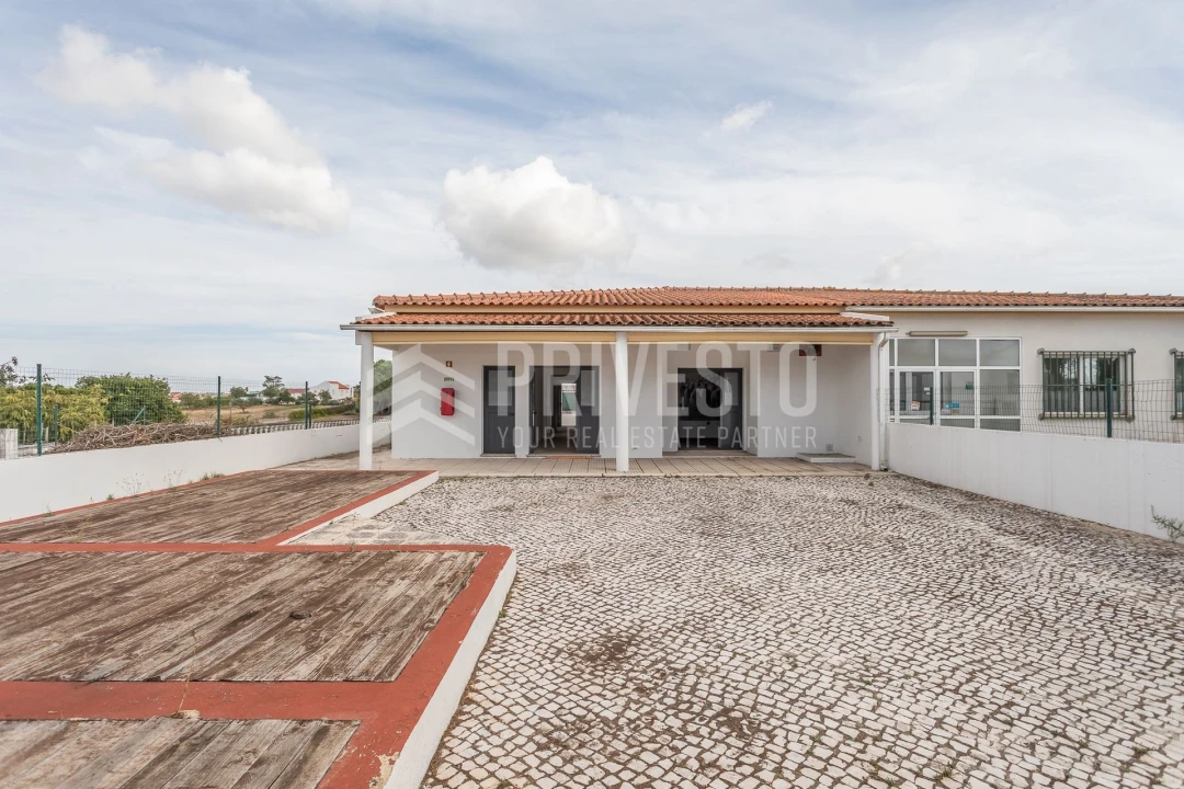 Moradia T3 para Venda em Quinta do Anjo Foto 3