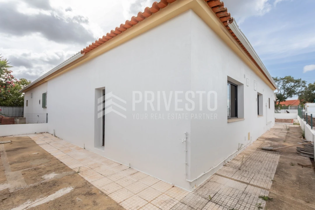 Moradia T3 para Venda em Quinta do Anjo Foto 12
