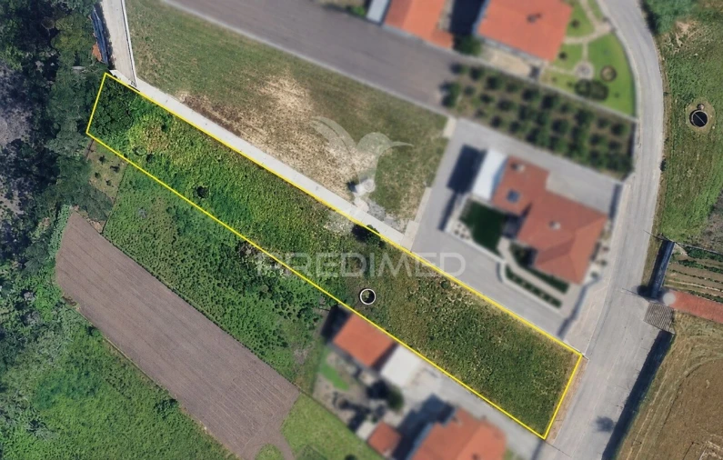 Terreno para Venda em Maceira Foto 2