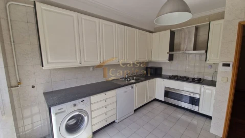 Apartamento T4 para Venda em Nossa Senhora da Conceição, São Pedro e São Dinis