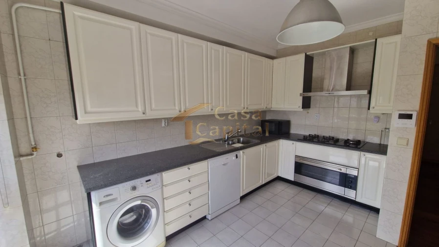 Apartamento T4 para Venda em Nossa Senhora da Conceição, São Pedro e São Dinis Foto 31