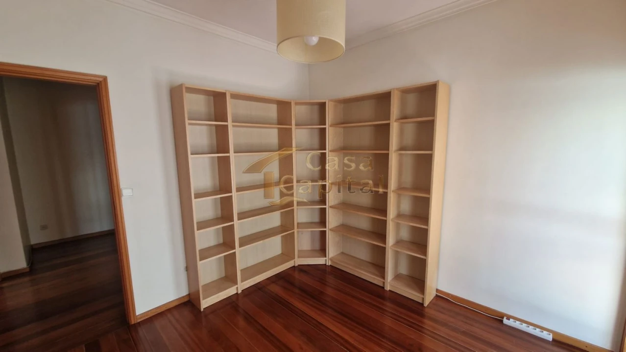 Apartamento T4 para Venda em Nossa Senhora da Conceição, São Pedro e São Dinis Foto 24