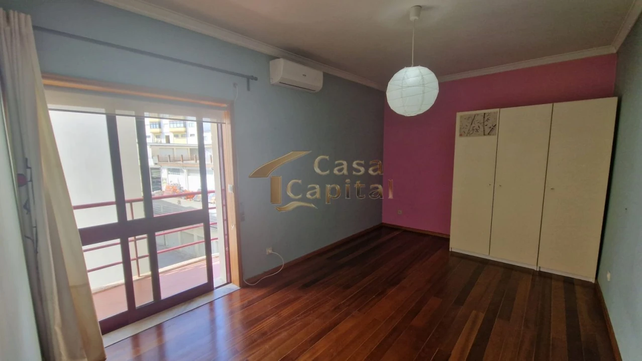 Apartamento T4 para Venda em Nossa Senhora da Conceição, São Pedro e São Dinis Foto 36