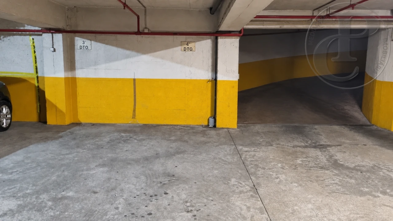 Apartamento T3 para Venda em Carnide Foto 18
