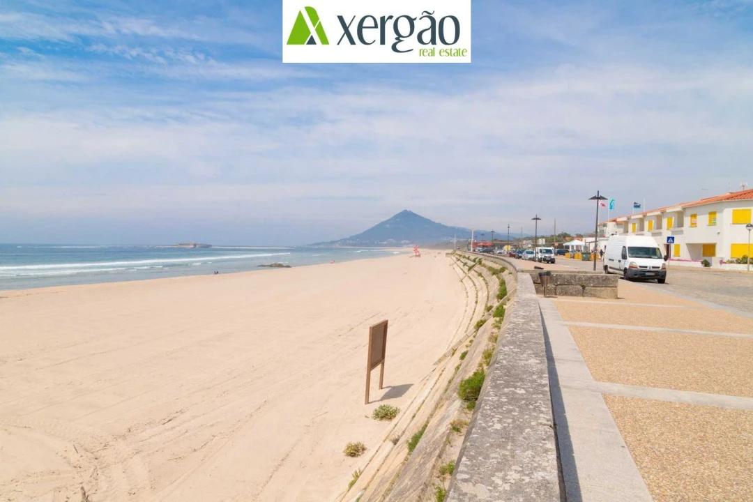 Apartamento T1 para Arrendamento em Vila Praia de Ancora Foto 16