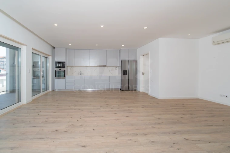 Apartamento T3 para Venda em Samora Correia Foto 7