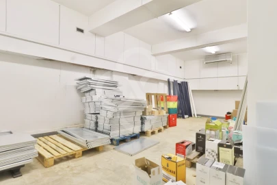 Loja para Venda em Alvalade
