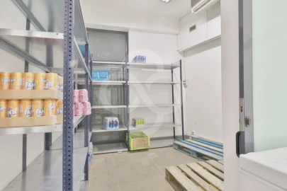Loja para Venda em Alvalade