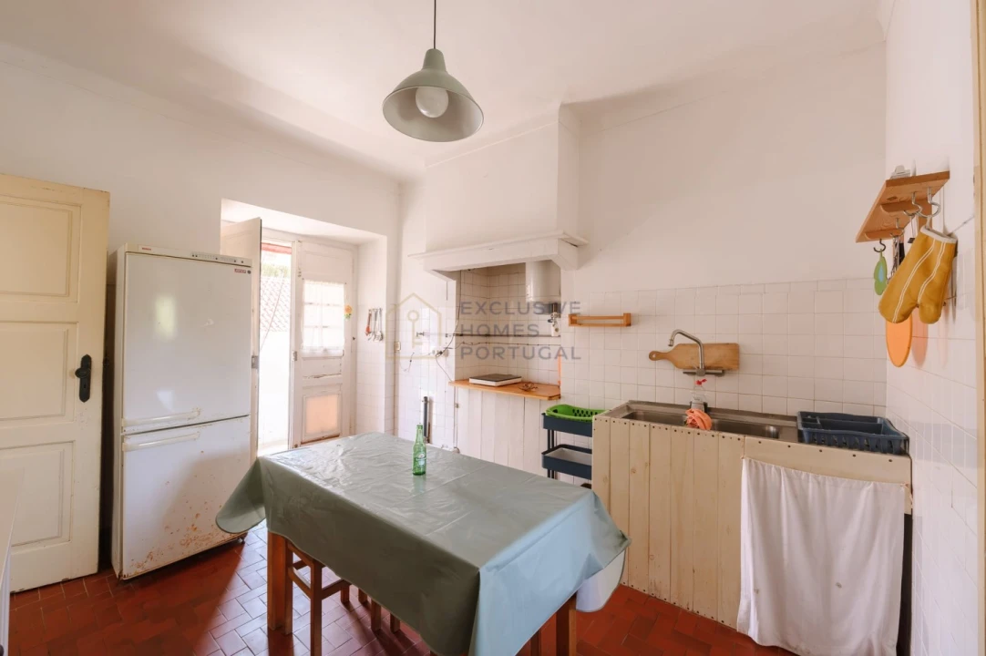 Moradia T4 para Venda em Santa Maria e São Miguel, São Martinho, São Pedro Penaferrim Foto 4