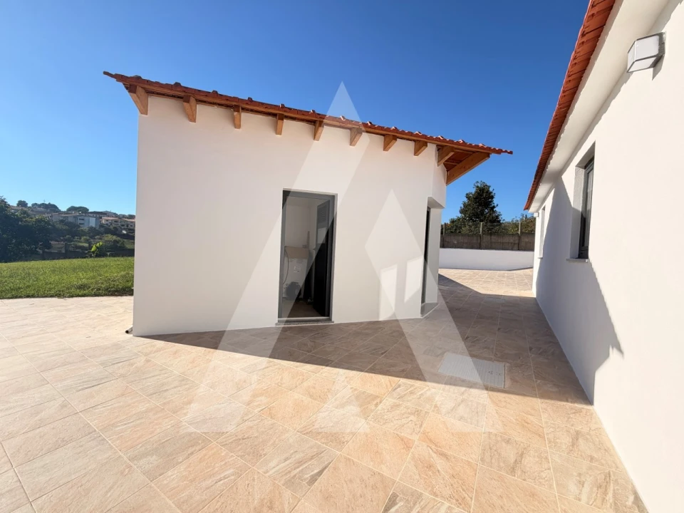 Moradia T2 para Venda em São João da Madeira Foto 15