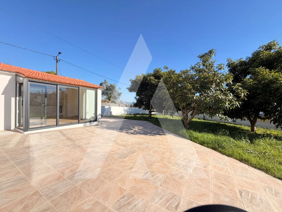 Moradia T2 para Venda em São João da Madeira Foto 16