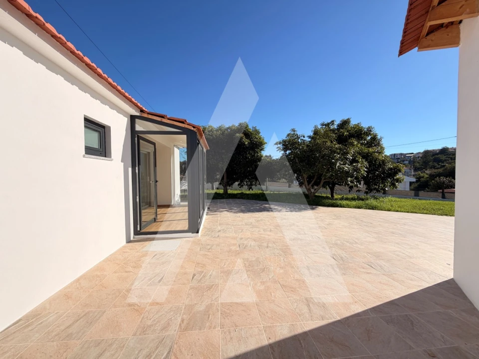Moradia T2 para Venda em São João da Madeira Foto 17